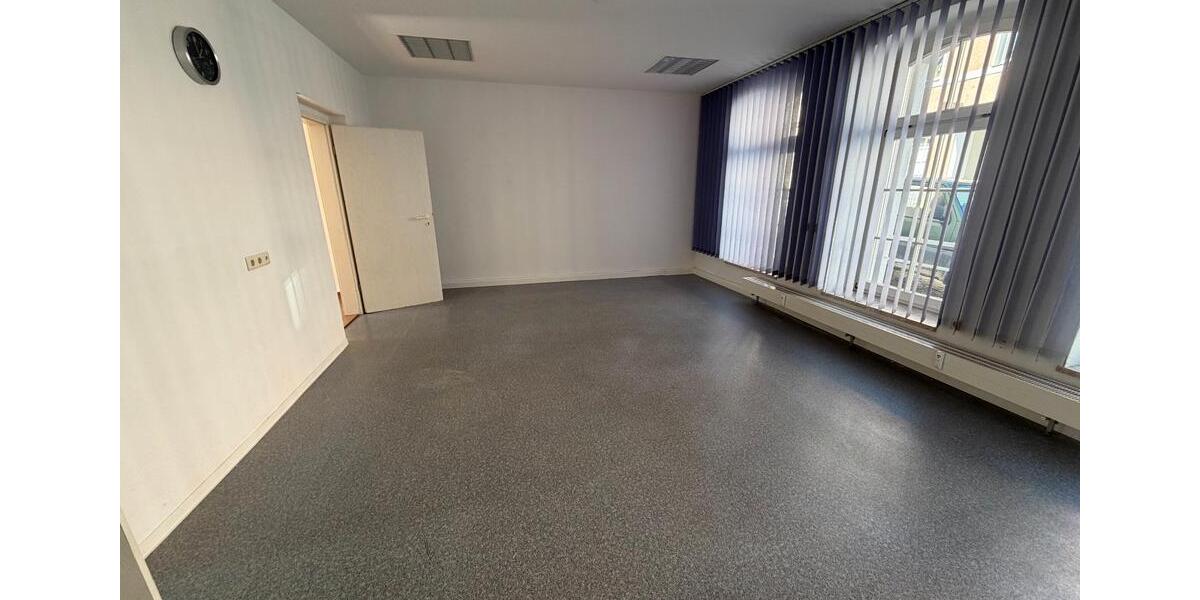 Gewerbeobjekt Adorf/Vogtland Vogtland - 200&euro; | Angebot:26025083