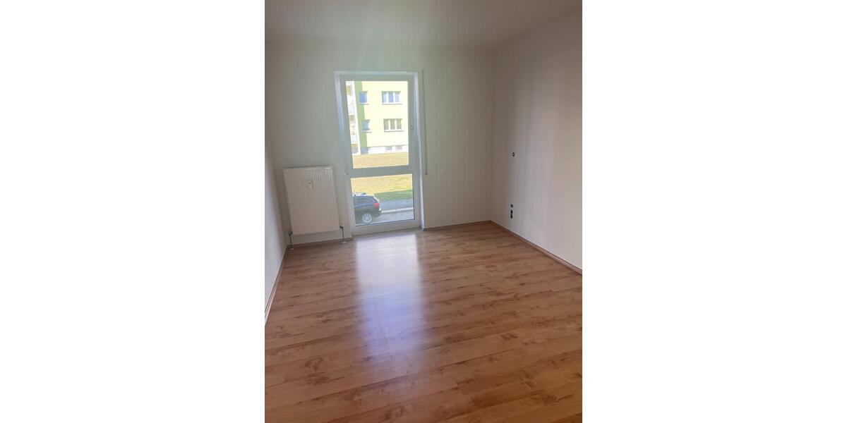 Etagenwohnung Plauen - 2 Zimmer, 59 m&sup2;, 339&euro; | Angebot:25866317
