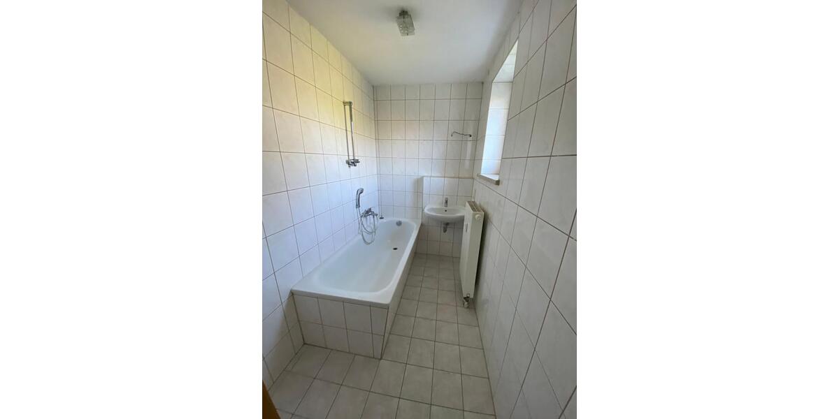 Etagenwohnung Reichenbach im Vogtland - 2 Zimmer, 49 m&sup2;, 225&euro; | Angebot:17237384