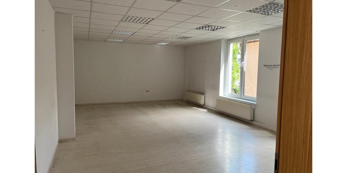 Gewerbeobjekt Zeulenroda-Triebes Triebes - 1.980&euro; | Angebot:22596910