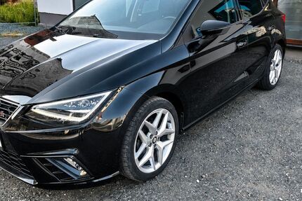 Seat Ibiza 57.600 km 13.490 &euro; Klingenthal 08248