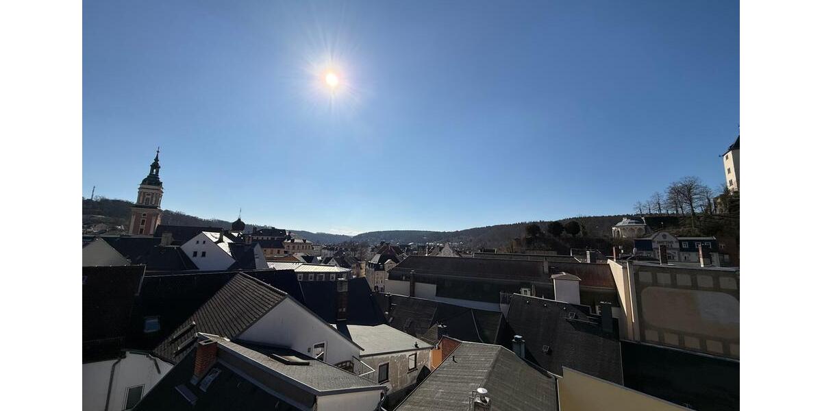 Etagenwohnung Greiz - 4 Zimmer, 104 m&sup2;, 570&euro; | Angebot:25382508