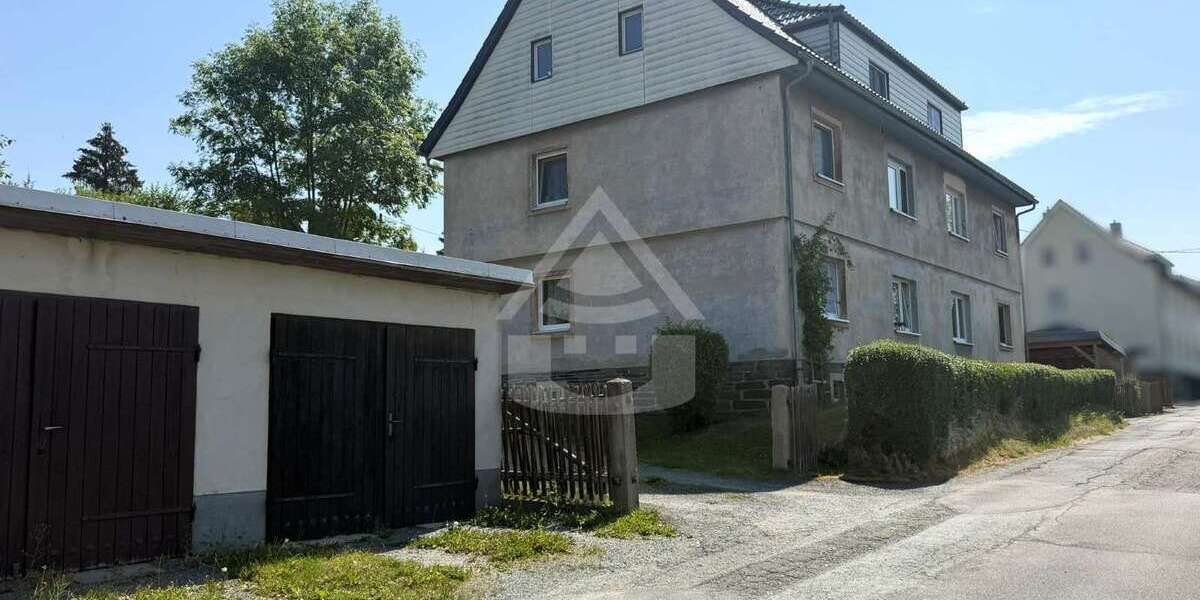 Etagenwohnung Oelsnitz - 4 Zimmer, 90 m&sup2;, 59.000&euro; | Angebot:27292145