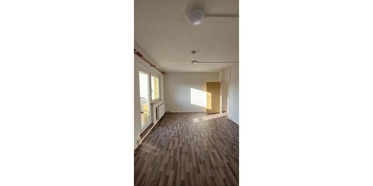 Etagenwohnung Plauen - 1 Zimmer, 41 m&sup2;, 250&euro; | Angebot:25859235