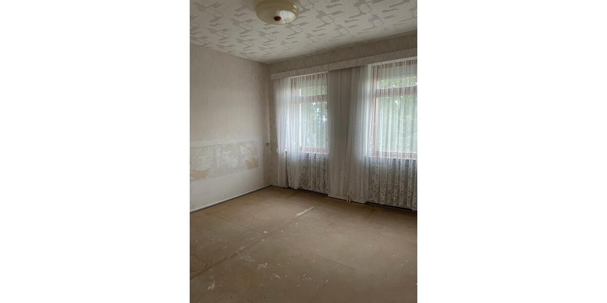 Doppelhaushälfte Markneukirchen - 6 Zimmer, 95 m&sup2;, 125.000&euro; | Angebot:25635484