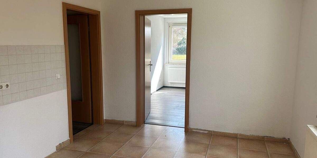 Etagenwohnung Netzschkau - 2 Zimmer, 53 m&sup2;, 266&euro; | Angebot:25879192