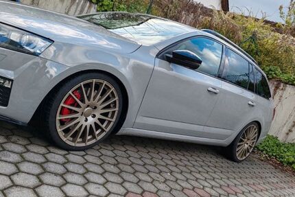 Skoda Octavia 170.000 km 14.500 &euro; Hof 95032