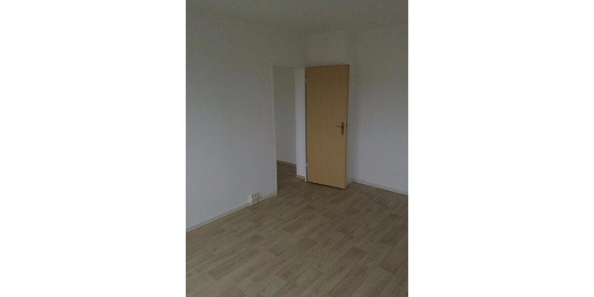 Etagenwohnung Schönheide - 3 Zimmer, 57 m&sup2;, 320&euro; | Angebot:23644204