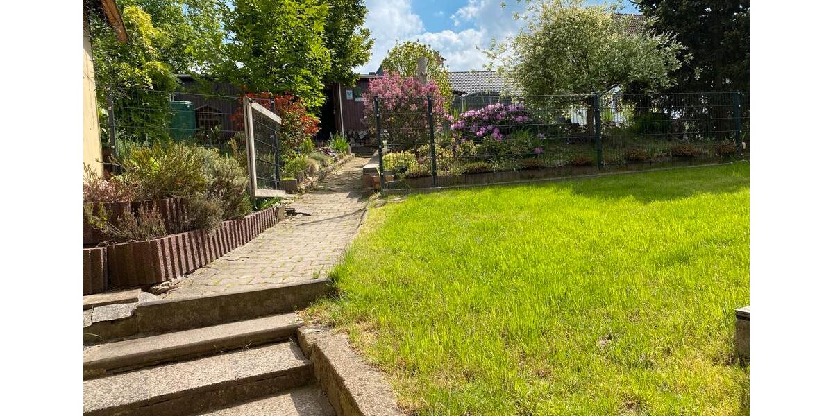 Einfamilienhaus Fraureuth - 11 Zimmer, 220 m&sup2;, 245.000&euro; | Angebot:24728324