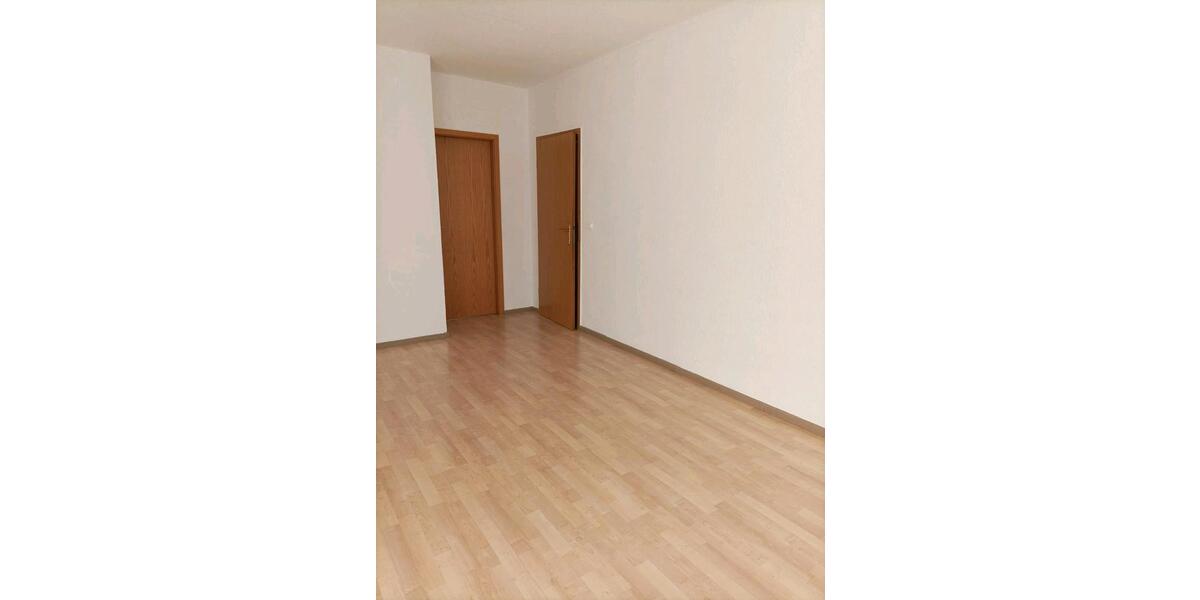 Erdgeschoßwohnung Weischlitz - 3 Zimmer, 69 m&sup2;, 59.000&euro; | Angebot:26522960