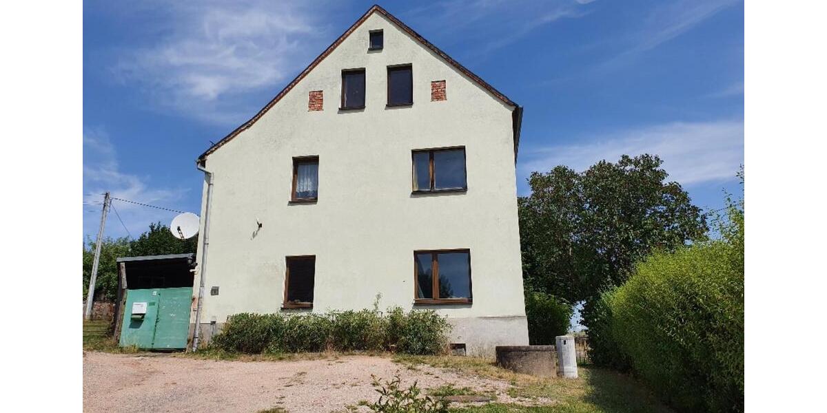 Einfamilienhaus Hirschfeld - 8 Zimmer, 180 m&sup2;, 149.000&euro; | Angebot:25843551