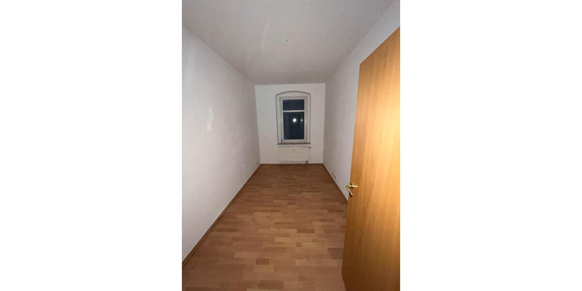 Etagenwohnung Greiz - 3 Zimmer, 75 m&sup2;, 415&euro; | Angebot:25333291