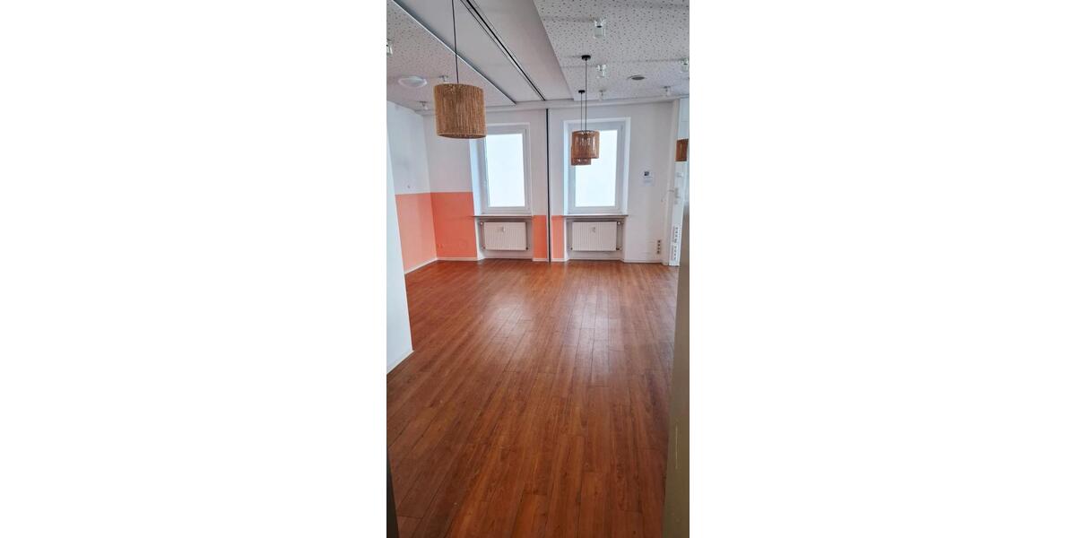 Gewerbeobjekt Hof Altstadt - 890&euro; | Angebot:26051446