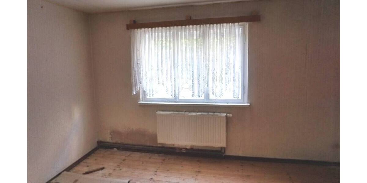 Mehrfamilienhaus, Wohnhaus Auerbach Sorga - 7 Zimmer, 160 m&sup2;, 65.000&euro; | Angebot:25799449