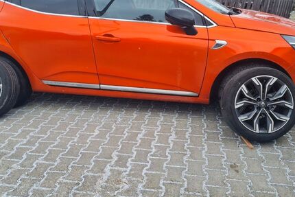 Renault Clio 72.032 km 13.200 &euro; Rehau 95111