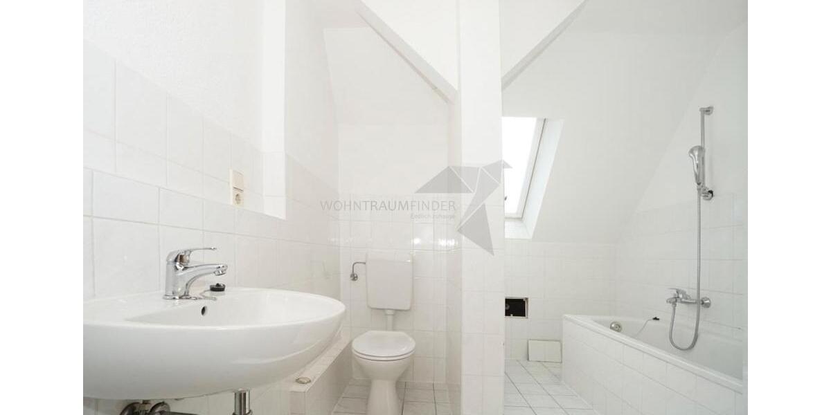 Dachgeschoßwohnung Mohlsdorf-Teichwolframsdorf Teichwolframsdorf - 2 Zimmer, 62 m&sup2;, 280&euro; | Angebot:21718955