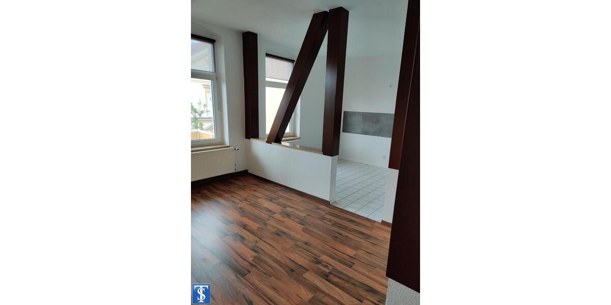 Etagenwohnung Plauen - 4 Zimmer, 92 m&sup2;, 550&euro; | Angebot:25710534