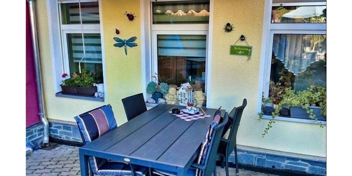 Reihenmittelhaus Oelsnitz - 5 Zimmer, 146 m&sup2;, 195.000&euro; | Angebot:25686107