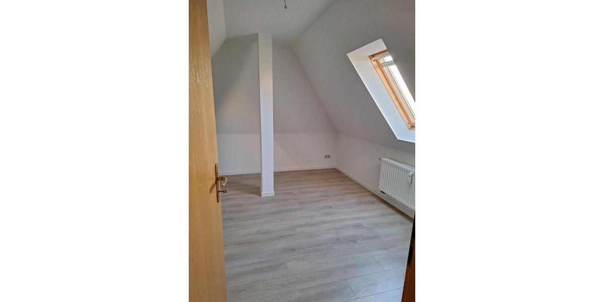 Maisonettenwohnung Reichenbach im Vogtland - 2 Zimmer, 52 m&sup2;, 270&euro; | Angebot:24813959