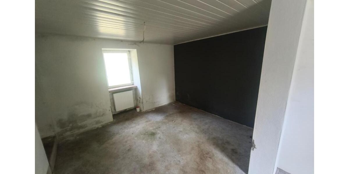 Einfamilienhaus Oberkotzau - 10 Zimmer, 200 m&sup2;, 1.000&euro; | Angebot:26447230