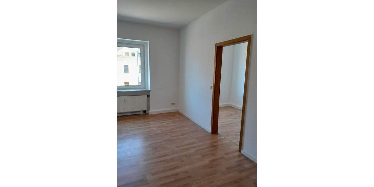 Etagenwohnung Plauen Stadtmitte - 3 Zimmer, 56 m&sup2;, 320&euro; | Angebot:26105775