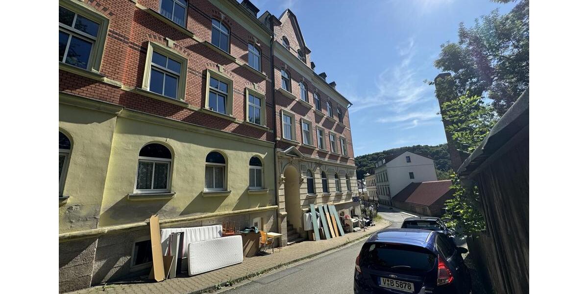 Dachgeschoßwohnung Reichenbach im Vogtland - 3 Zimmer, 74 m&sup2;, 450&euro; | Angebot:25219041