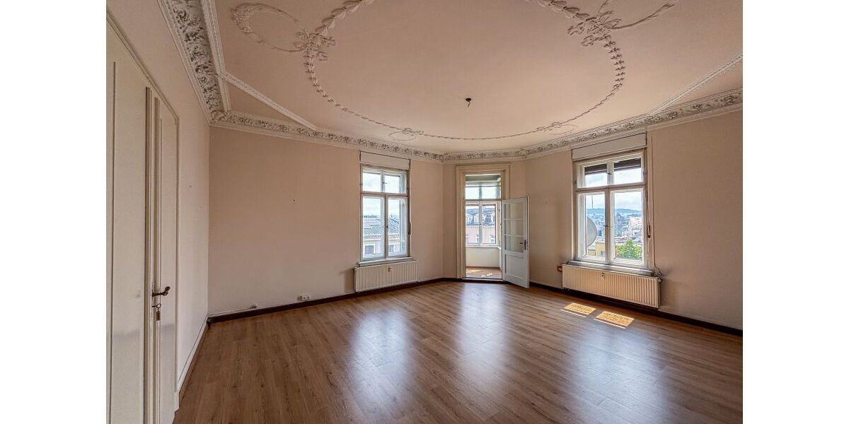 Großzügige 4 Zimmer Wohnung mit 185 qm - Etagenwohnung Reichenbach Rotschau | Angebot:25301003