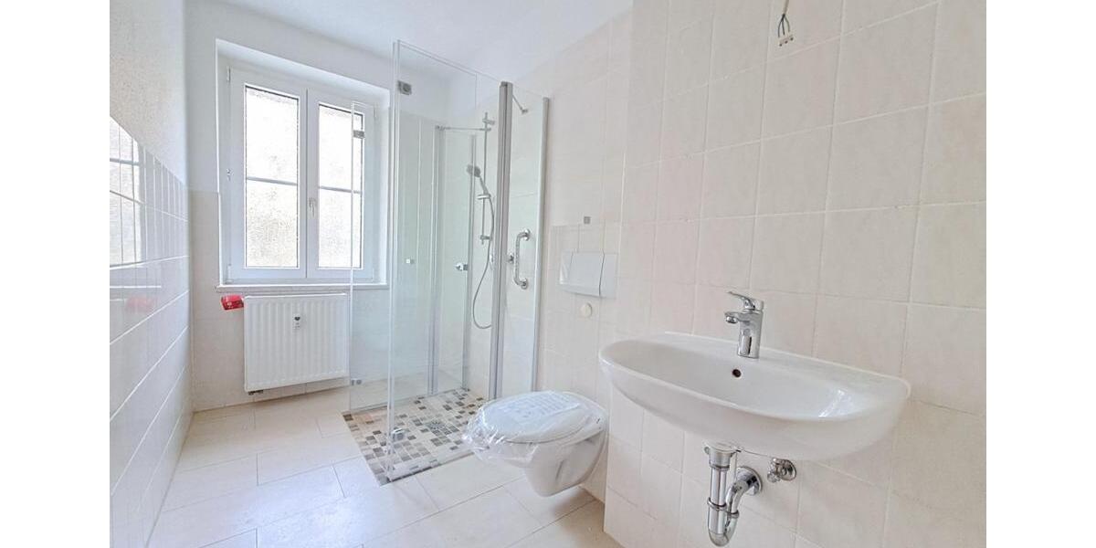 Erdgeschoßwohnung Plauen Bahnhofsvorstadt - 2 Zimmer, 46 m&sup2;, 230&euro; | Angebot:25869660