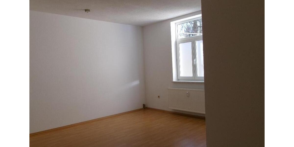Erdgeschoßwohnung Ellefeld - 2 Zimmer, 110 m&sup2;, 440&euro; | Angebot:25217574