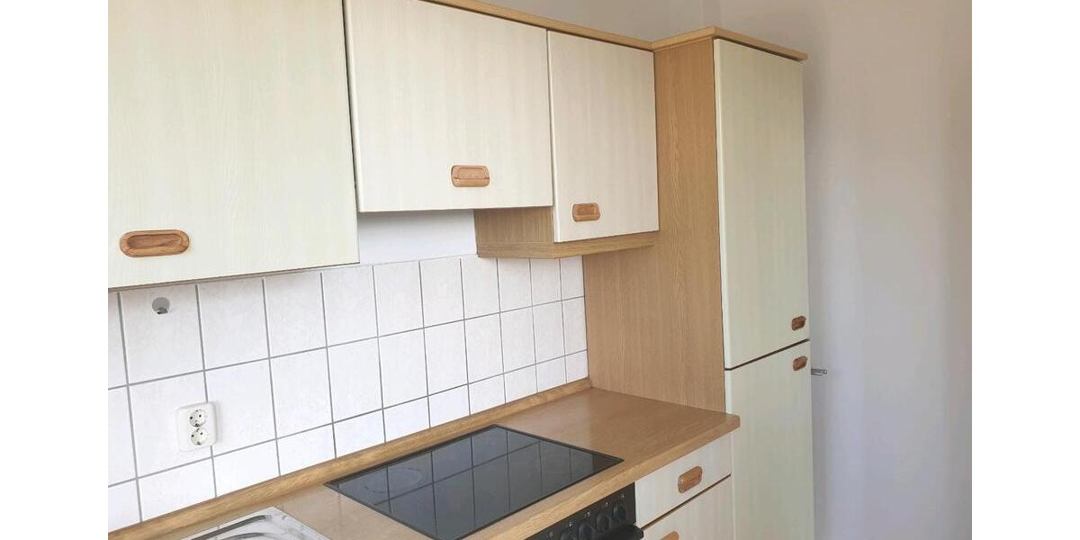 Etagenwohnung Plauen Bahnhofsvorstadt - 2 Zimmer, 65 m&sup2;, 295&euro; | Angebot:25402573