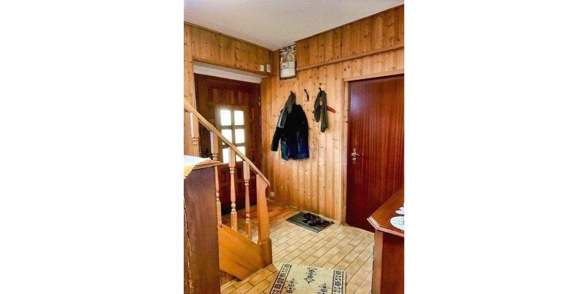 Einfamilienhaus Lengenfeld - 6 Zimmer, 168 m&sup2;, 195.000&euro; | Angebot:25776185