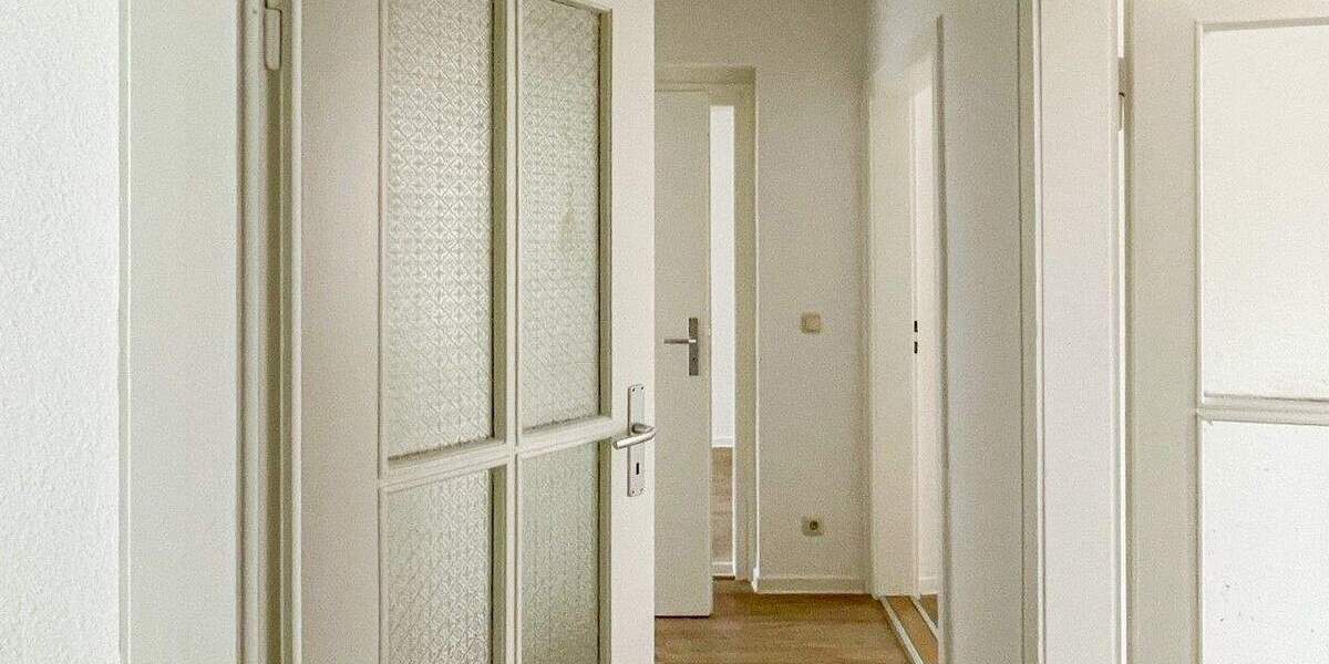 Etagenwohnung Plauen Stadtmitte - 3 Zimmer, 55 m&sup2;, 289&euro; | Angebot:25985506