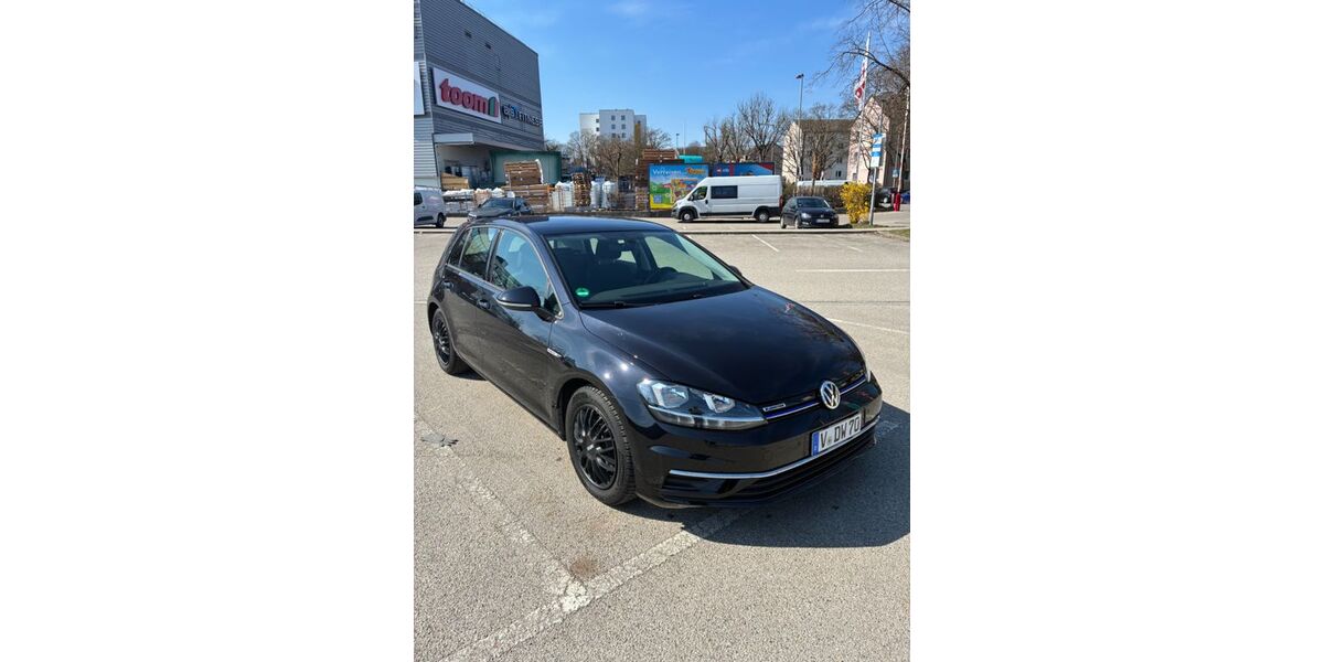 VW Golf 55.000 km 14.200 &euro; Oelsnitz 08606