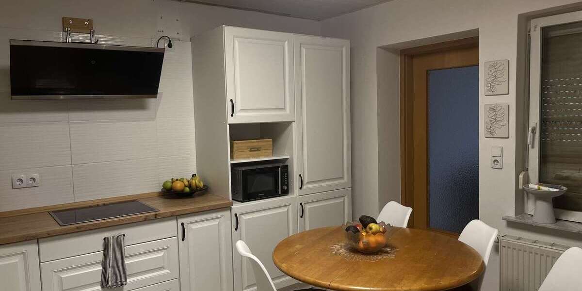 Einfamilienhaus Reichenbach im Vogtland - 10 Zimmer, 220 m&sup2;, 170.000&euro; | Angebot:25399201