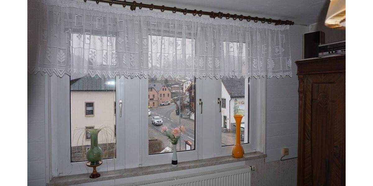 Einfamilienhaus Klingenthal Zwota - 8 Zimmer, 175 m&sup2;, 90.000&euro; | Angebot:25662072