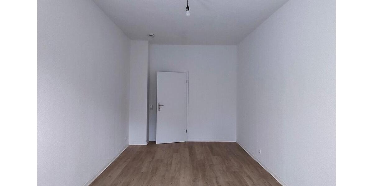 Etagenwohnung Plauen - 2 Zimmer, 61 m&sup2;, 370&euro; | Angebot:24644025