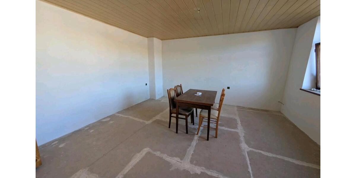 Reihenhaus Greiz - 6 Zimmer, 180 m&sup2;, 74.000&euro; | Angebot:22641100