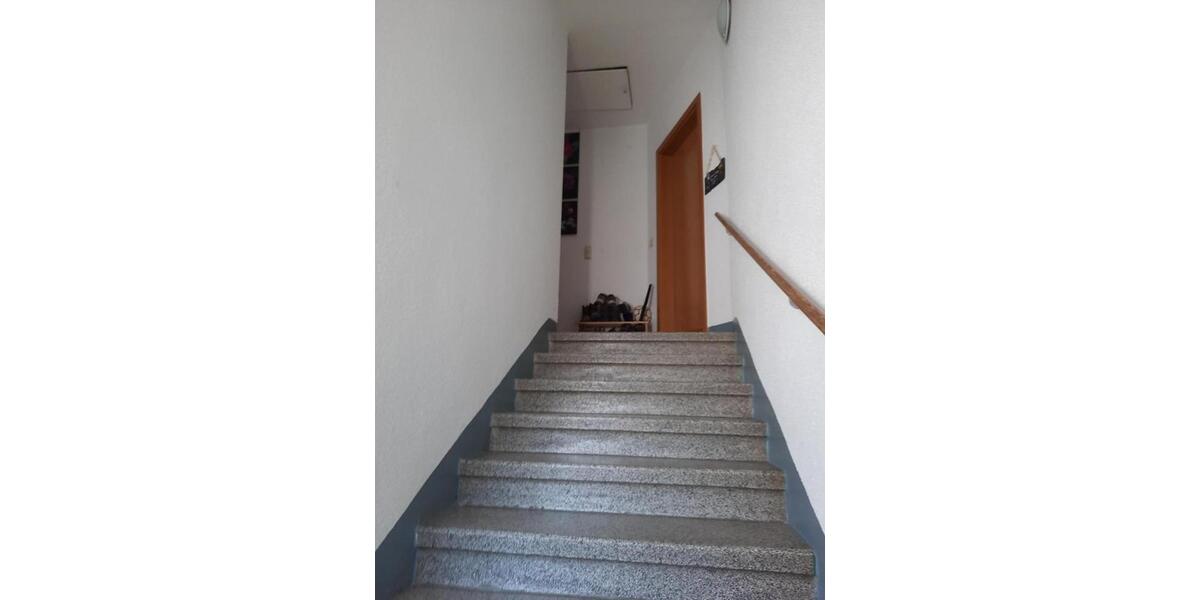 Etagenwohnung Elsterberg - 3 Zimmer, 57 m&sup2;, 320&euro; | Angebot:22041074