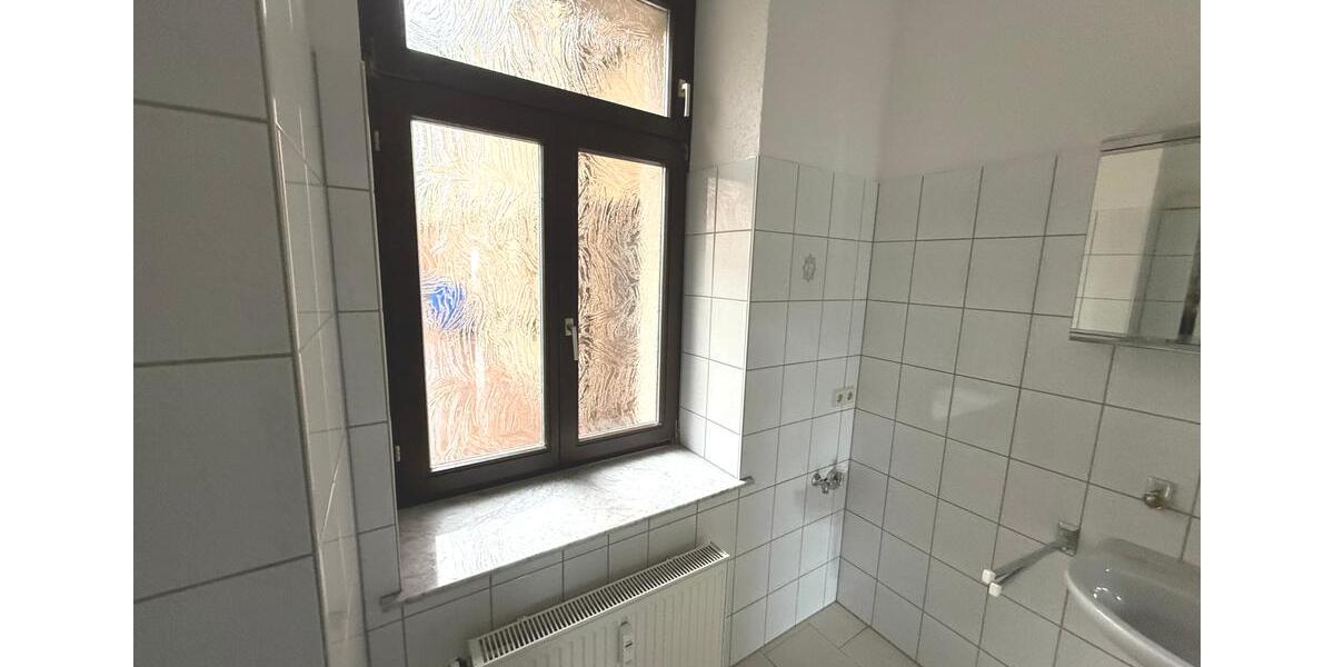 Erdgeschoßwohnung Reichenbach im Vogtland - 2 Zimmer, 70 m&sup2;, 330&euro; | Angebot:21558276