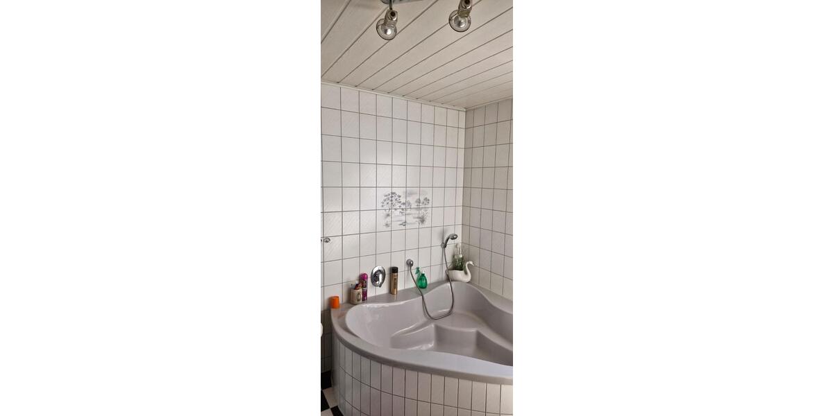 Reihenhaus Treuen - 8 Zimmer, 164 m&sup2;, 99.000&euro; | Angebot:26441438