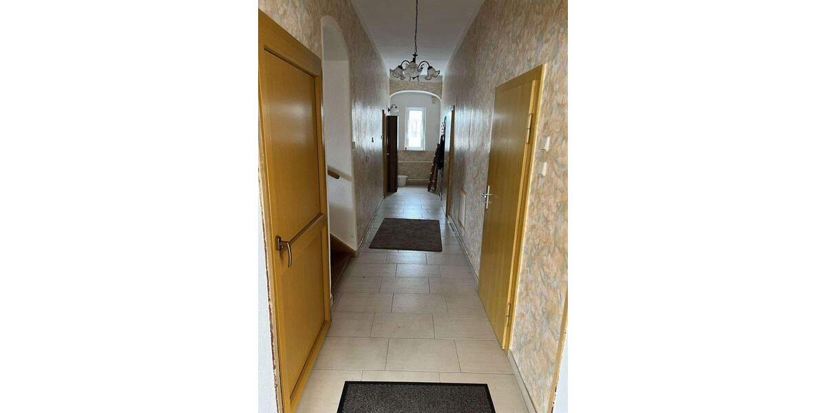 Mehrfamilienhaus, Wohnhaus Berga-Wünschendorf Markersdorf - 7 Zimmer, 190 m&sup2;, 155.000&euro; | Angebot:25657487