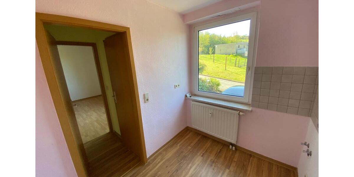 Etagenwohnung Reichenbach im Vogtland - 2 Zimmer, 49 m&sup2;, 225&euro; | Angebot:17237384