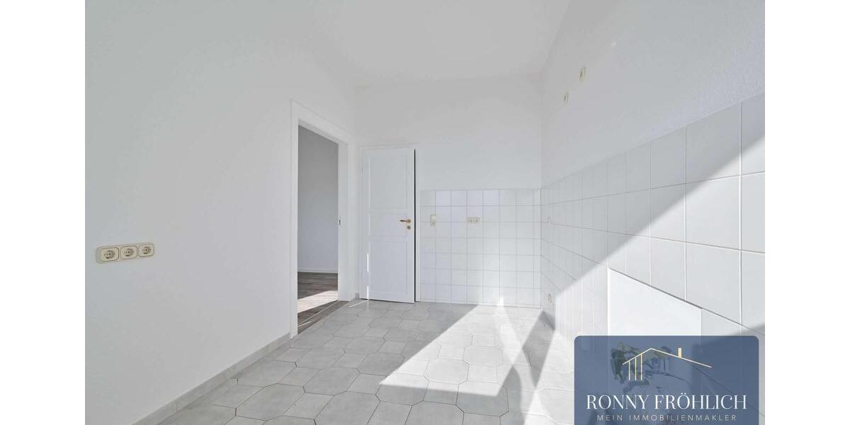 Etagenwohnung Reichenbach im Vogtland - 3 Zimmer, 64 m&sup2;, 450&euro; | Angebot:25271882