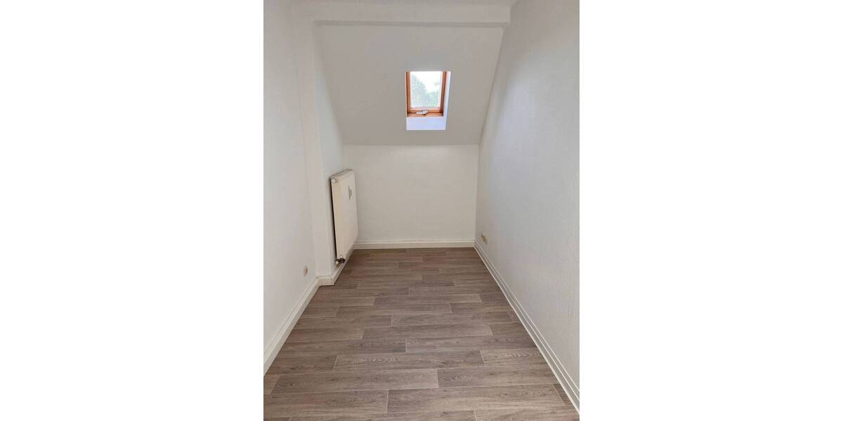 Etagenwohnung Plauen Reusa - 1 Zimmer, 235 m&sup2;, 125.000&euro; | Angebot:26723401