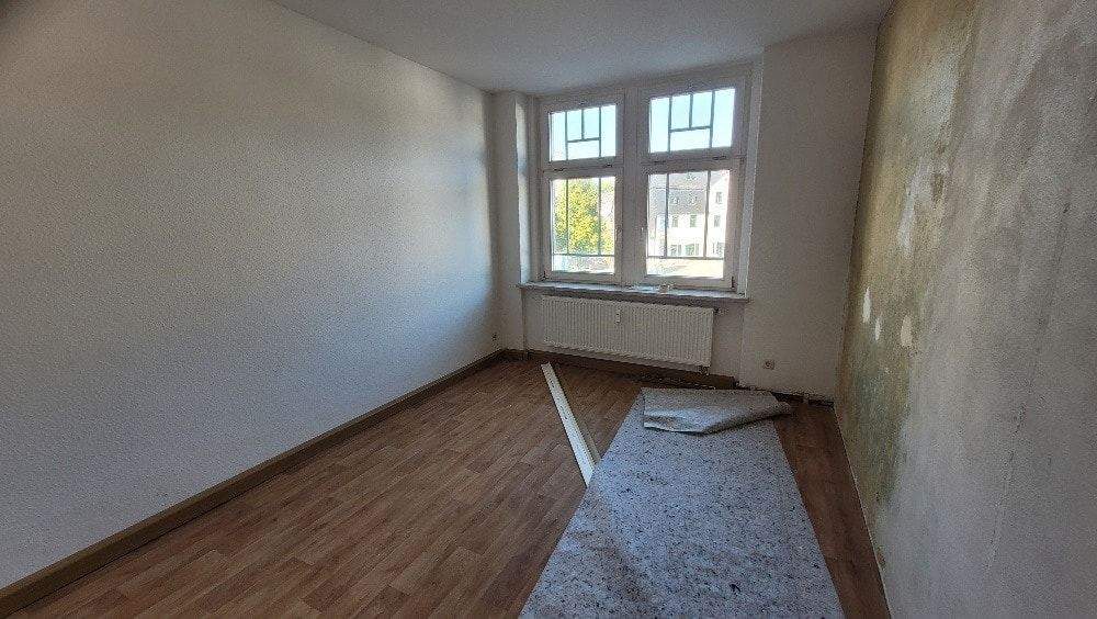 Mehrfamilienhaus, Wohnhaus Klingenthal - 2 Zimmer, 250 m&sup2;, 249.000&euro; | Angebot:25686181
