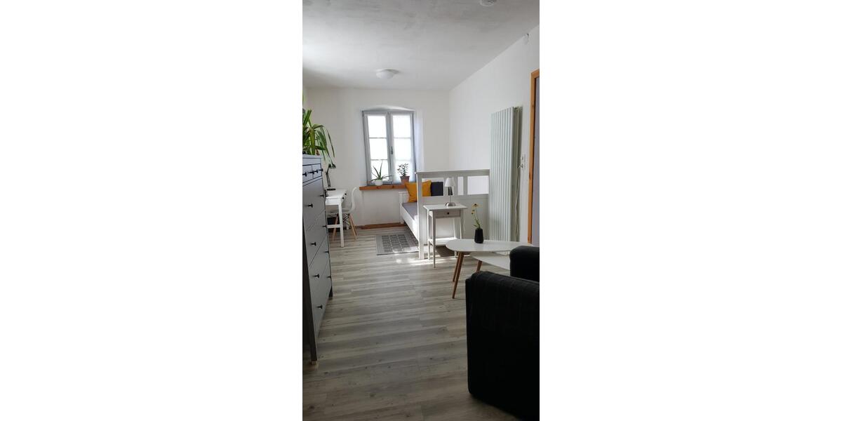 Etagenwohnung Rehau - 1 Zimmer, 15 m&sup2;, 245&euro; | Angebot:26635822
