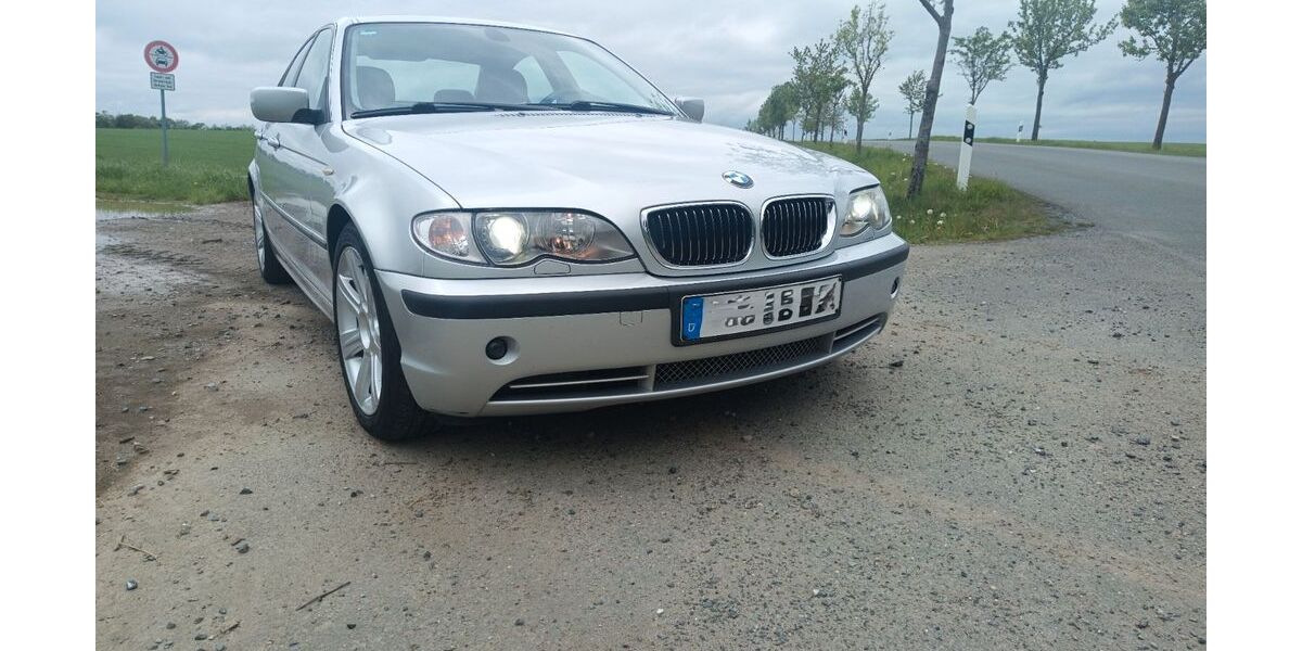 BMW 330 85.000 km 15.000 &euro; Döhlau 95182