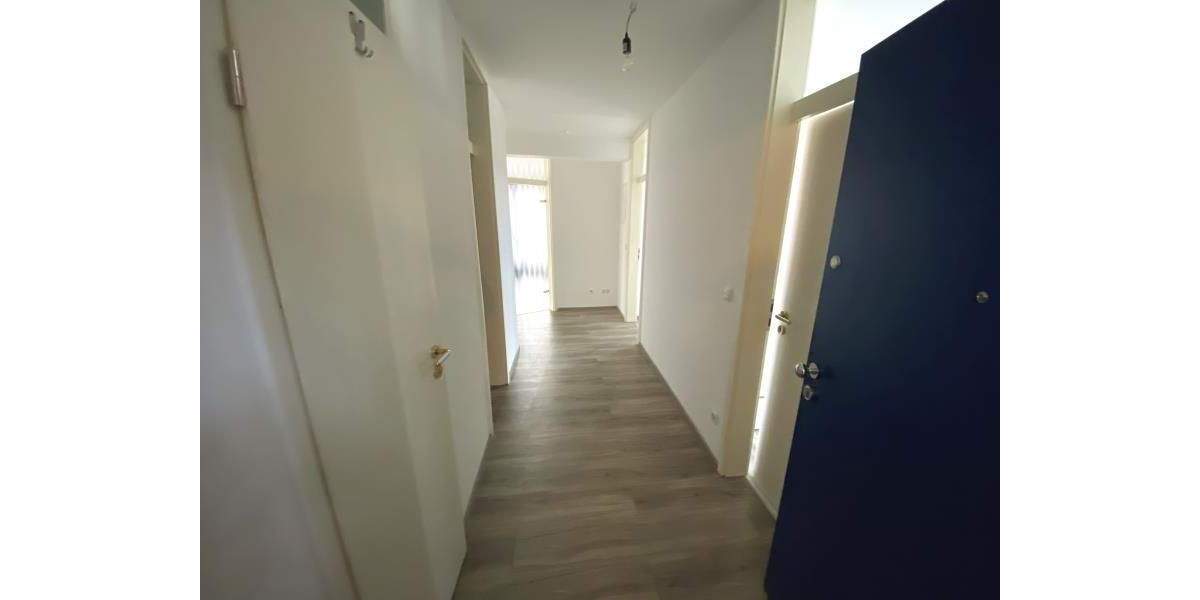 Etagenwohnung Plauen Chrieschwitz - 3 Zimmer, 83 m&sup2;, 510&euro; | Angebot:25819924