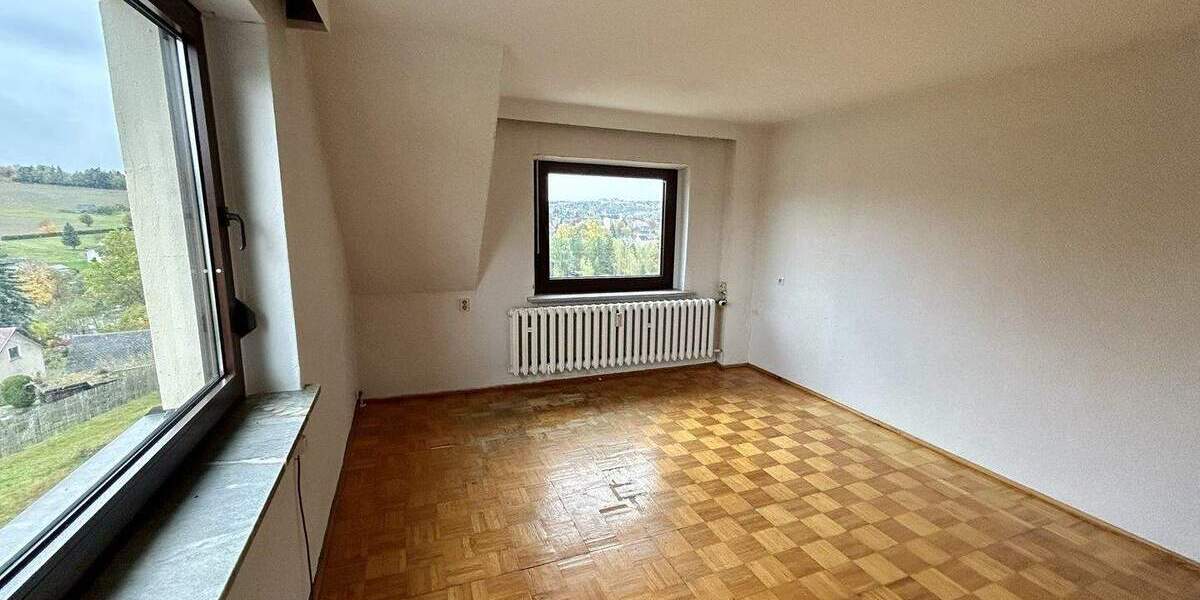 Einfamilienhaus Rodewisch - 1 Zimmer, 220 m&sup2;, 249.000&euro; | Angebot:25662114