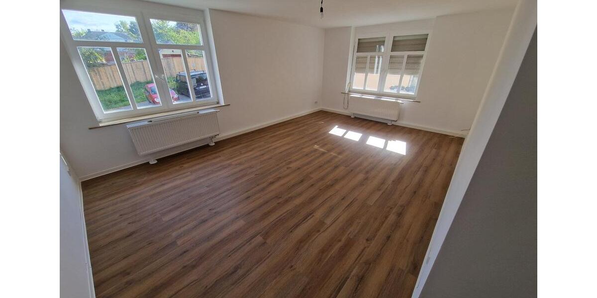 Etagenwohnung Auerbach/Vogtland Vogtland - 5 Zimmer, 140 m&sup2;, 895&euro; | Angebot:24877907